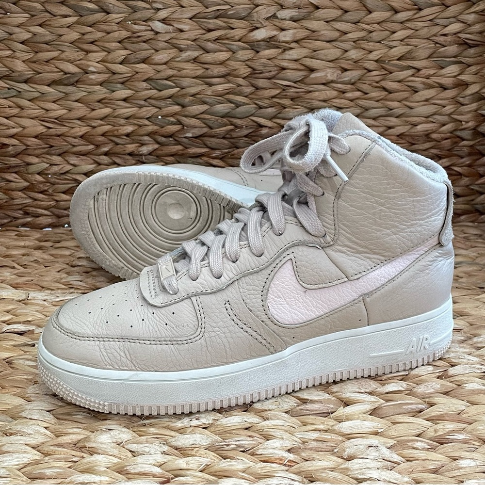 Nike Air Force 1 Mid Sculpt‎ Pink Beige Sneaker Shoe Women’s Size 9